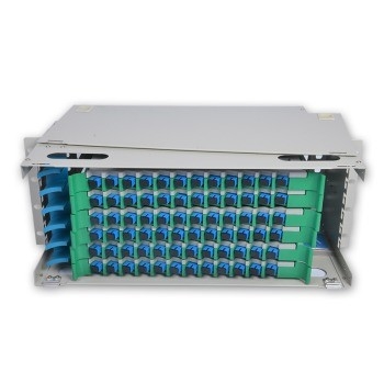 Plastic fiber optic splice cable ODF met 48 poorten volgeladen bak en SC/UPC adapters