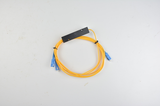 1x2 4 8 16 box PLC G657A1 0.9mm SCUPC Tapered Fiber Optic PLC Splitter voor Directivity dB ≥55