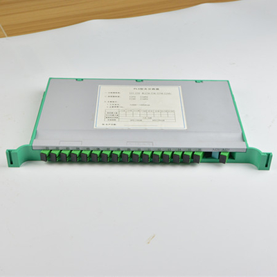 Single Mode SC LC FC ST UPC APC Fiber Optic PLC Splitter met directiviteit dB ≥55