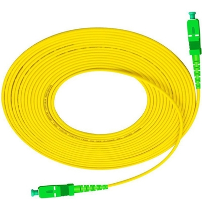 Single Mode G657A SC UPC APC Fiber Optic Patch Cord voor binnen- en buiten FTTH-netwerken