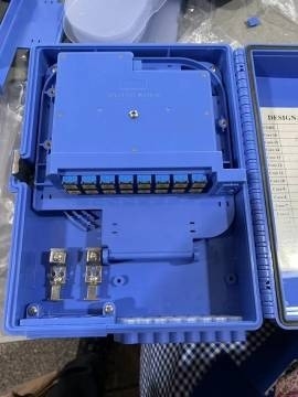 300*245*100 mm Mini Type Splitter FDB voor FTTH Distribution Fiber System in Indonesië