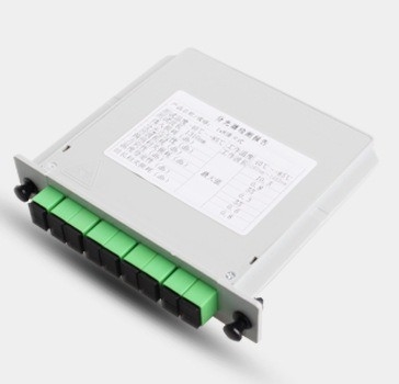 Telecommunicatie FAT en FTD FTTH-vezelsplitser met WDM-cassette type PLC-splitter 1x8 SC APC